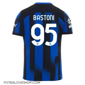 Inter Milan Alessandro Bastoni #95 Domácí Dres 2023-24 Krátký Rukáv