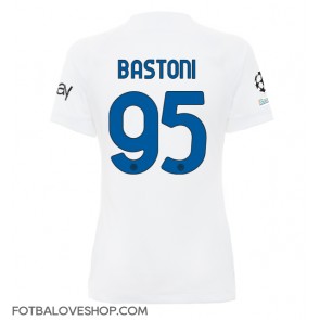 Inter Milan Alessandro Bastoni #95 Dámské Venkovní Dres 2023-24 Krátký Rukáv